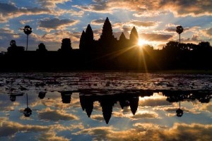 Angkor Wat　ユネスコ世界遺産　１２世紀前半建立